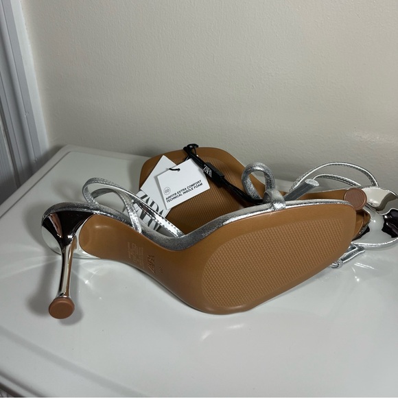 Zara Silver Slingback Heels with Bow Detail - Picture 6 of 9